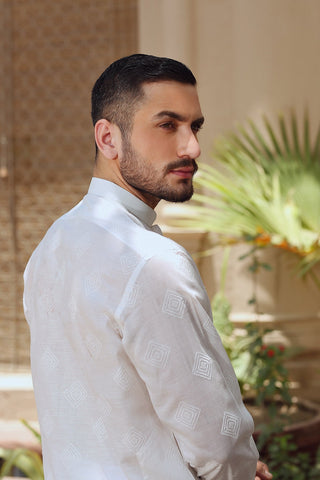 Off-White Embroidered Egyptian Cotton Lawn Kurta (2-Piece) - Image 3