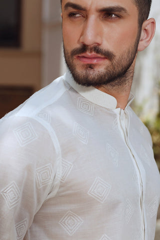 Off-White Embroidered Egyptian Cotton Lawn Kurta (2-Piece) - Image 4