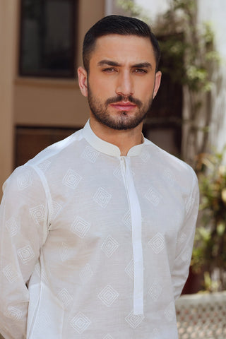 Off-White Embroidered Egyptian Cotton Lawn Kurta (2-Piece) - Image 6