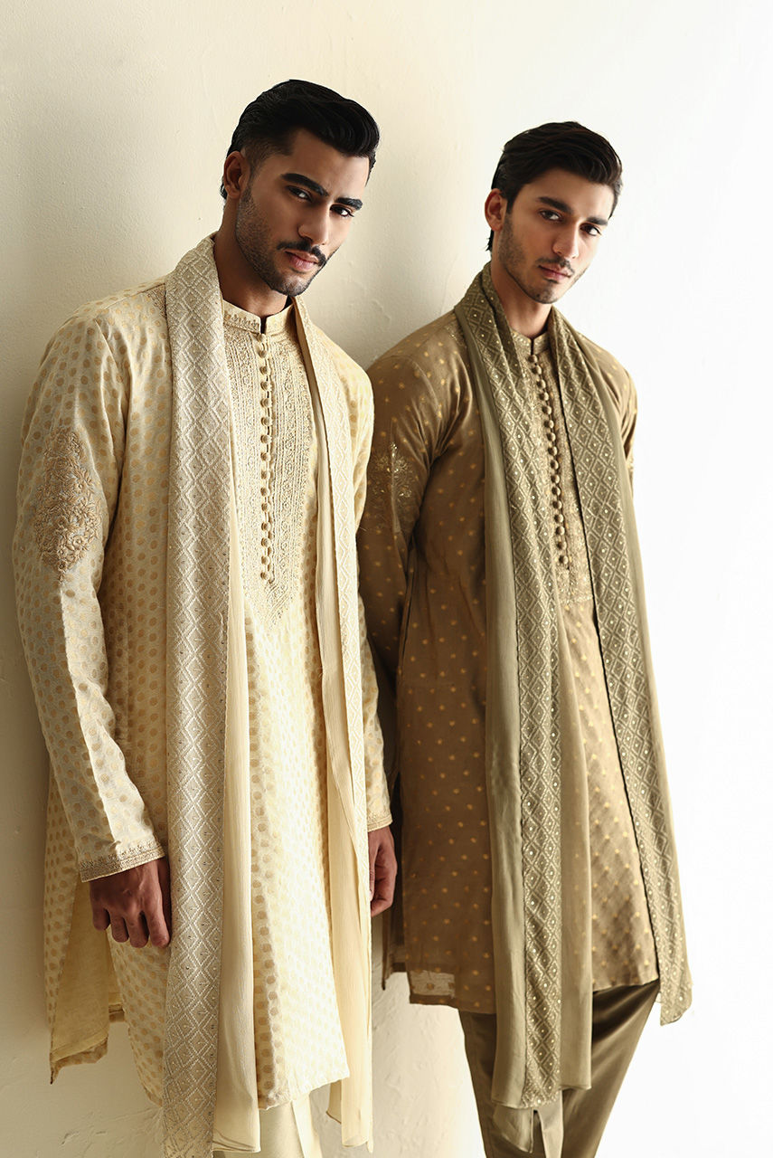 Ivory Embroidered Jacquard Men Kurta (3-Piece) - Image 7
