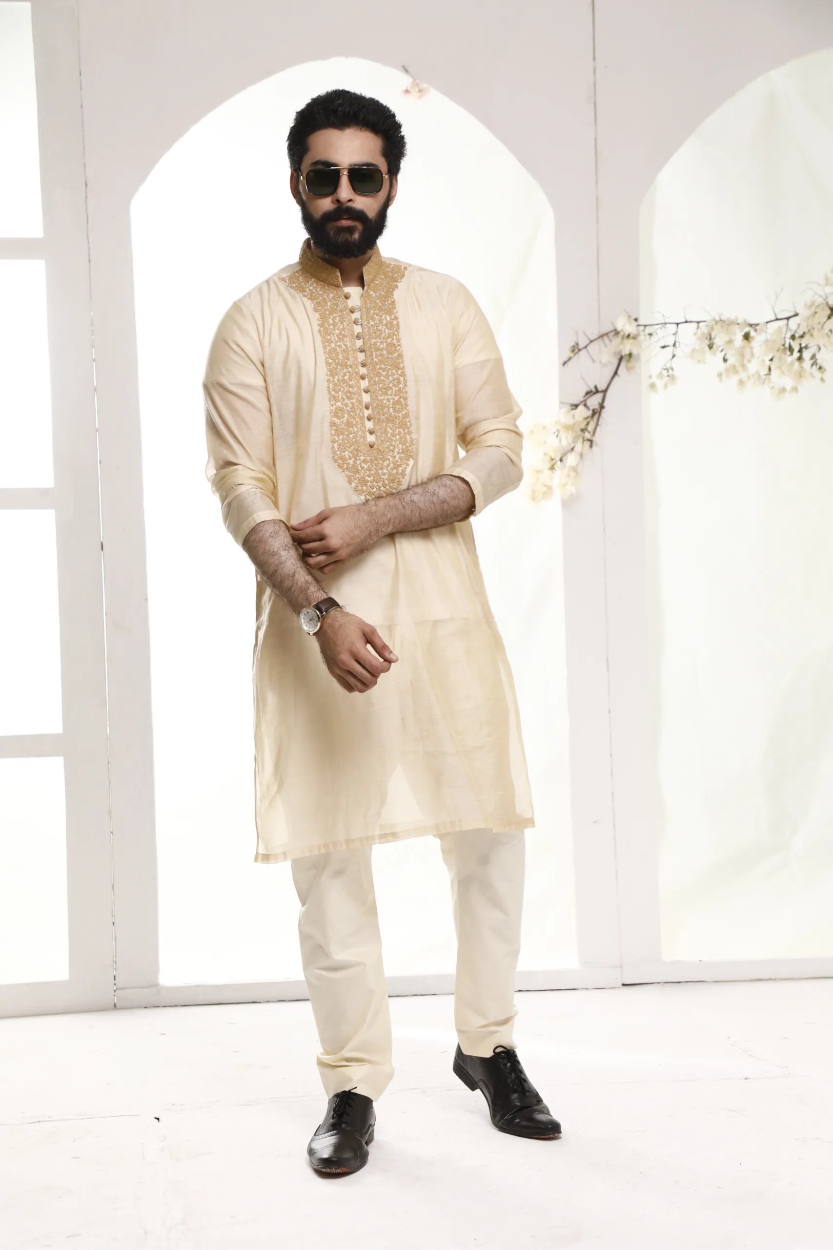 Ivory Embroidered Silk-Blend Kurta Set (2-Piece) - Image 1