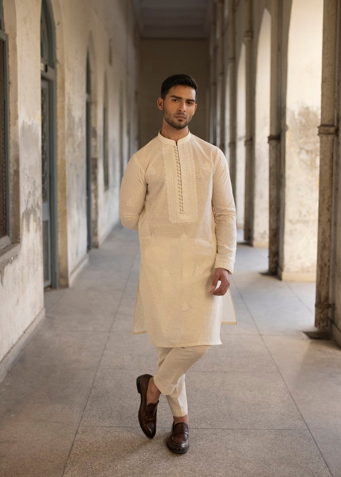 Ivory Embroidered Pure Silk Kurta Pajama (2-Piece) - Image 3
