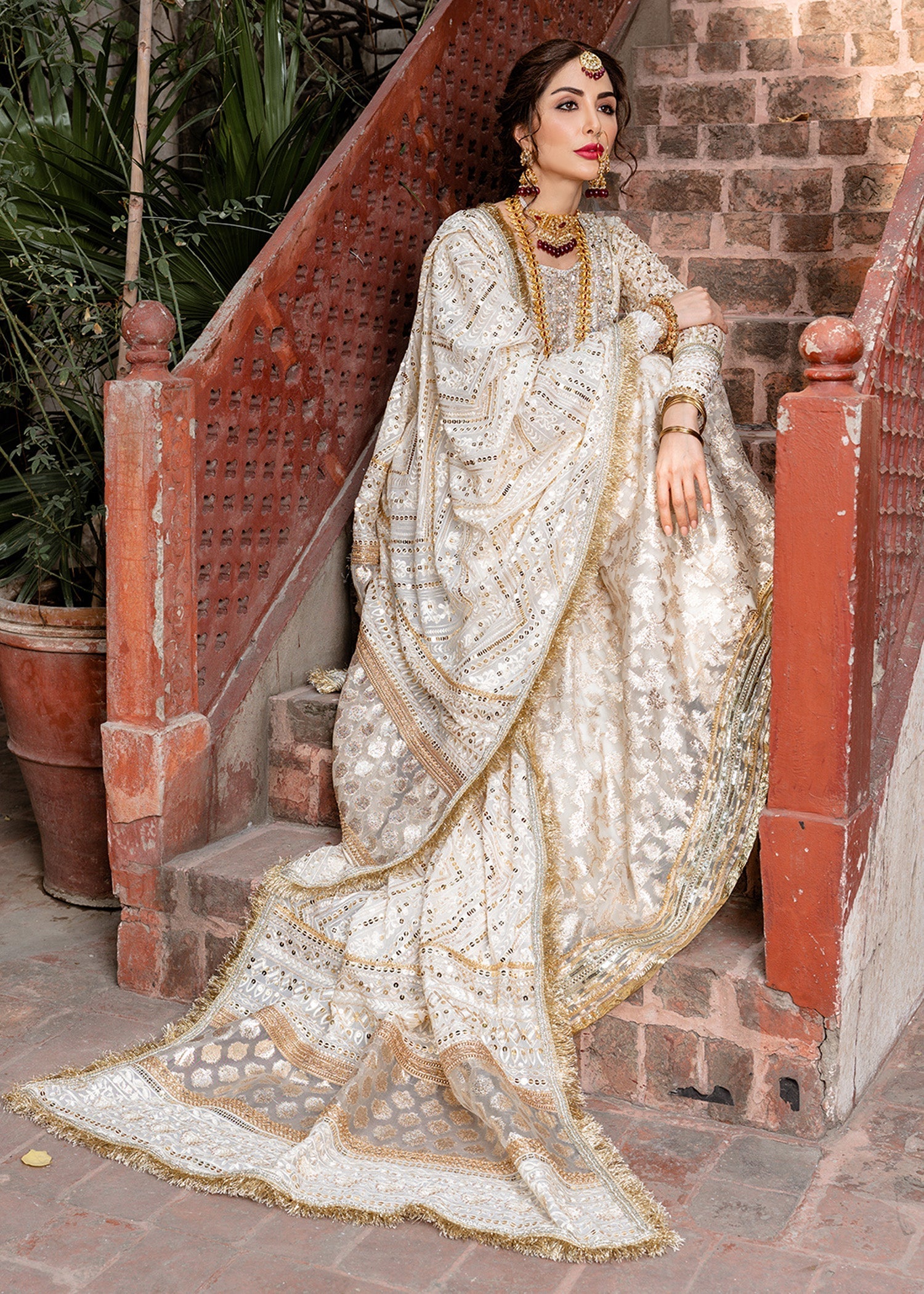 Off-White Embellished Chicken Kari & Badla Gharara (4-Piece) - Image 2