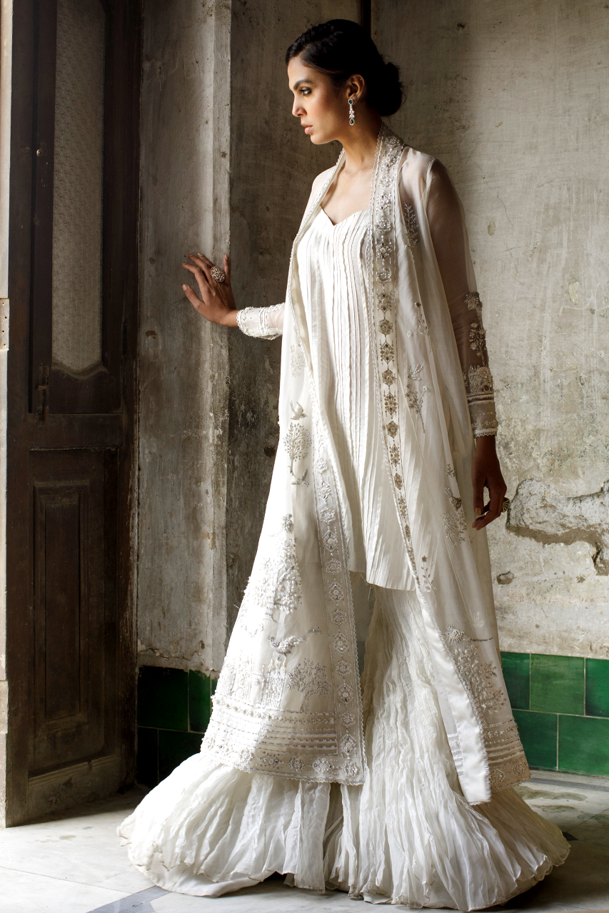 White Embroidered Tissue Chogha with Organza Gharara (2-Piece) - Image 4