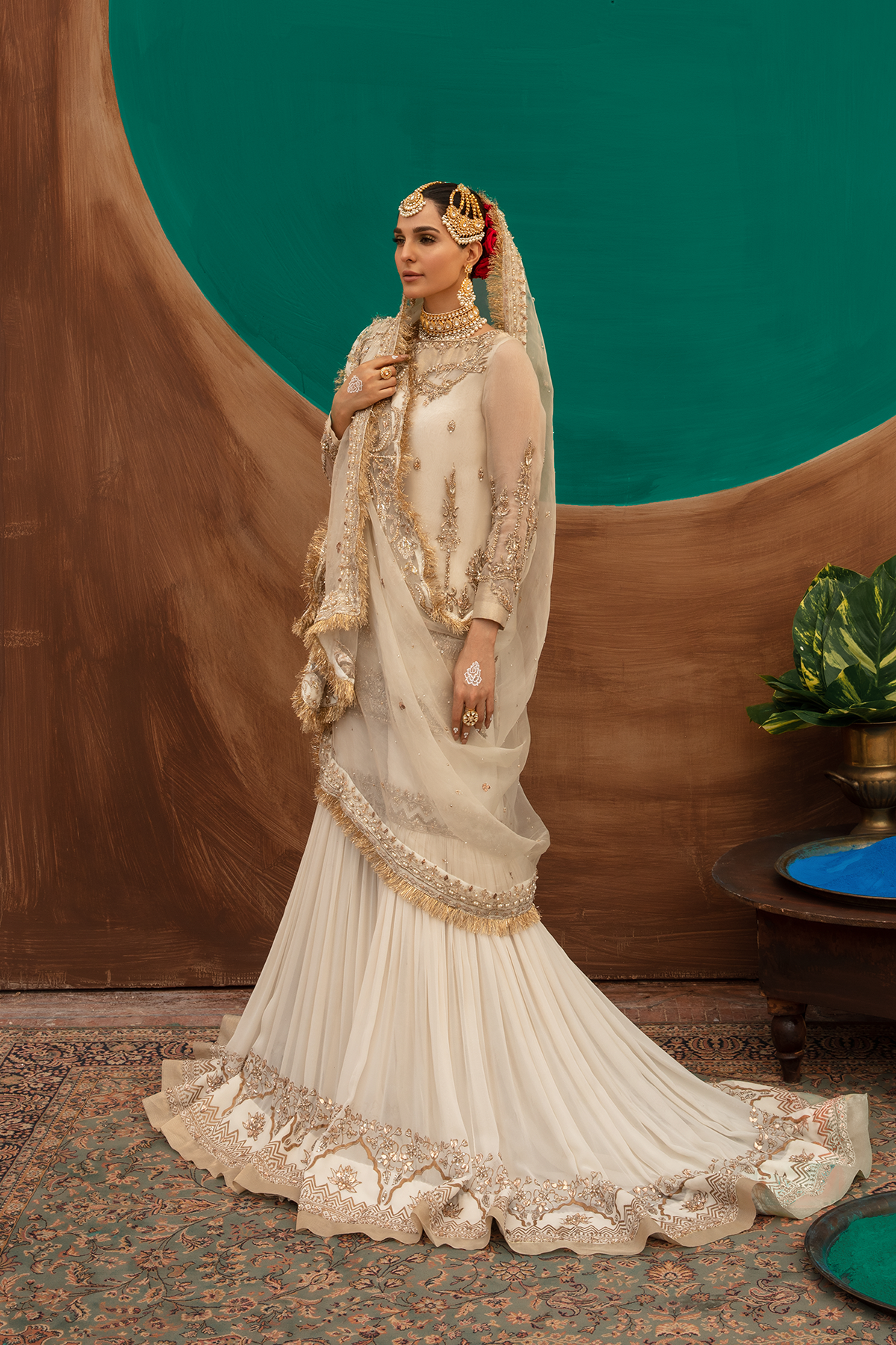 Pakistani Ivory Gold Embellished Organza Farshi Gharara (3-Piece) - Image 6