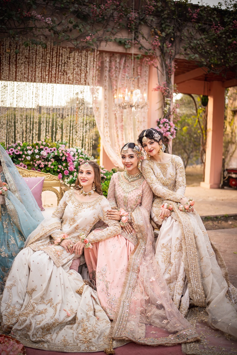 Ivory Gold Embroidered Organza Gharara (3-Piece) - Image 8