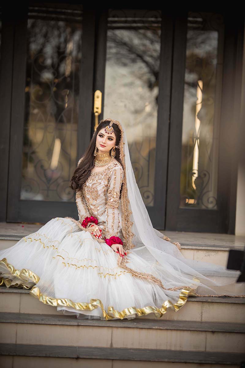 Pakistani Off-White Embellished Organza Bridal Gharara (3-Piece) - Image 9