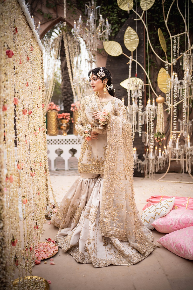 Ivory Gold Zari Organza & Raw Silk Gharara (3-Piece) - Image 4