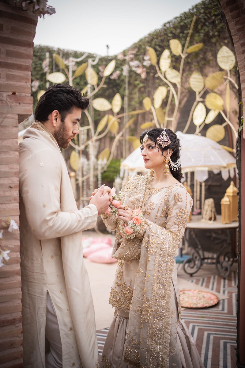 Ivory Gold Zari Organza & Raw Silk Gharara (3-Piece) - Image 5