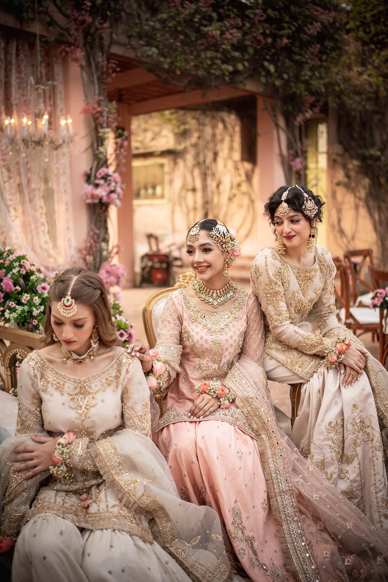 Ivory Gold Zari Organza & Raw Silk Gharara (3-Piece) - Image 8