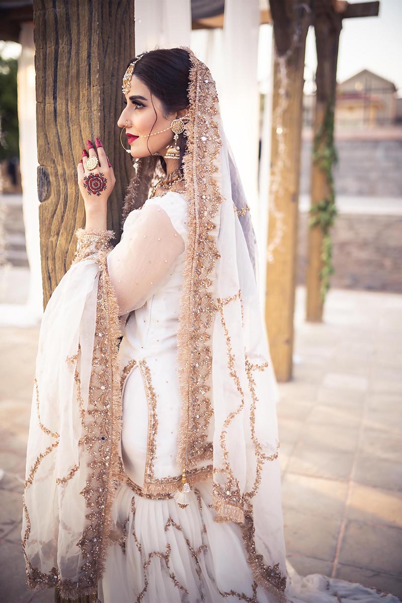 Pakistani Ivory Embellished Pure Organza Gharara Set (3-Piece) - Image 2