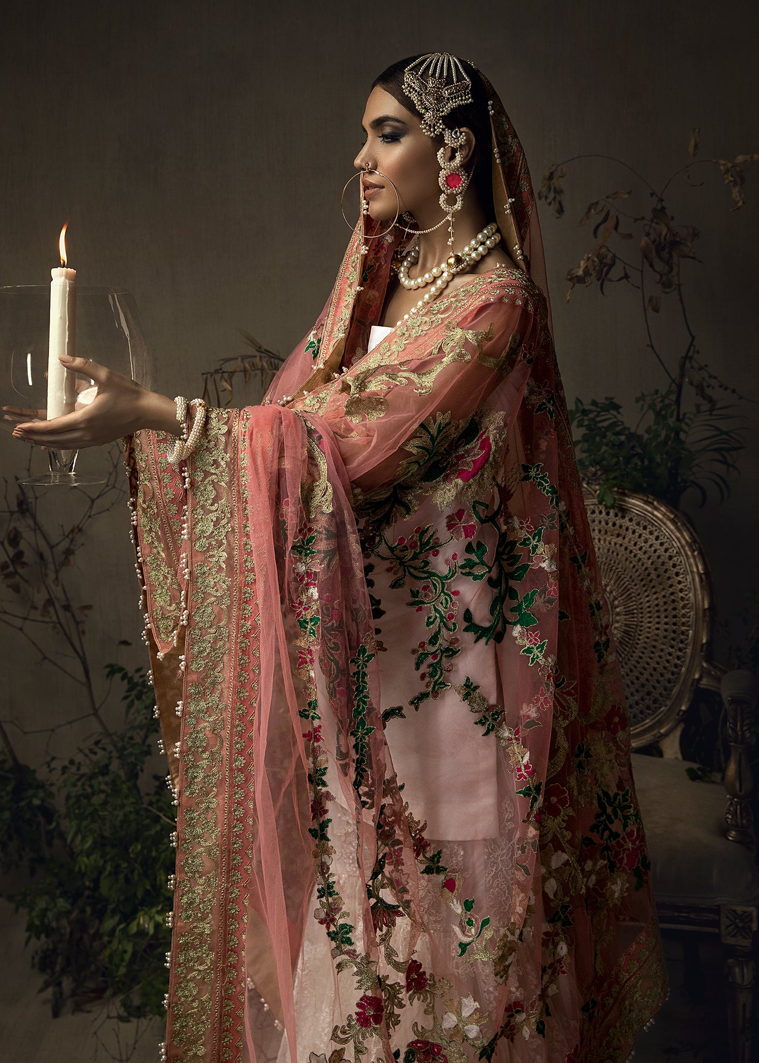 Pakistani Pearl White Aari Embroidered Raw Silk Gharara (3-Piece) - Image 6