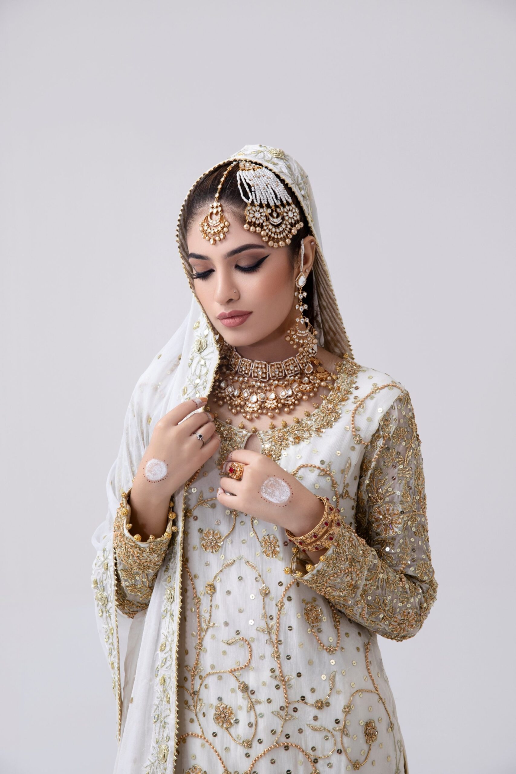 Pakistani Off-White Rose Gold Embroidered Silk Blend Gharara (3-Piece) - Image 2