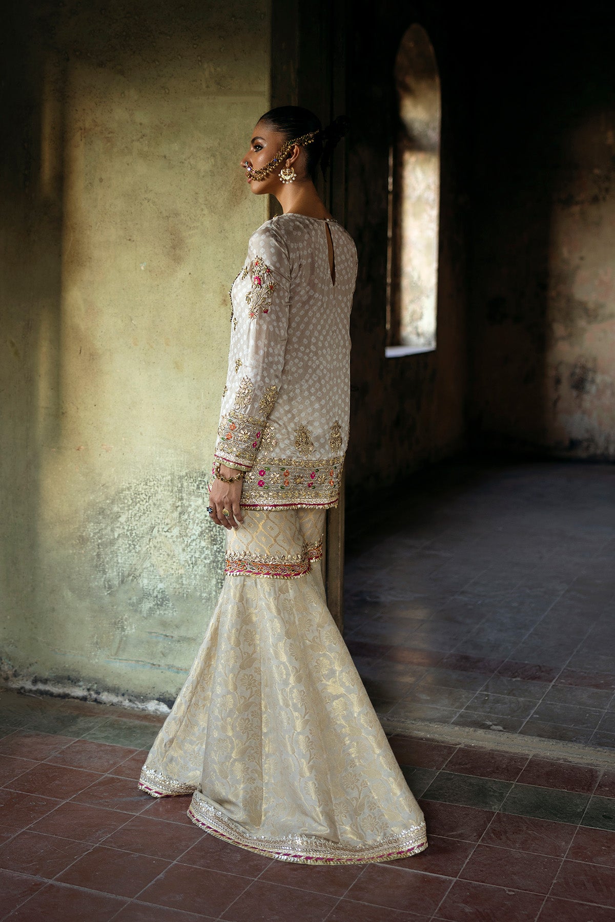 Ivory Gold Embroidered Silk Chunri Kameez & Zari Net Gharara (2-Piece) - Image 3
