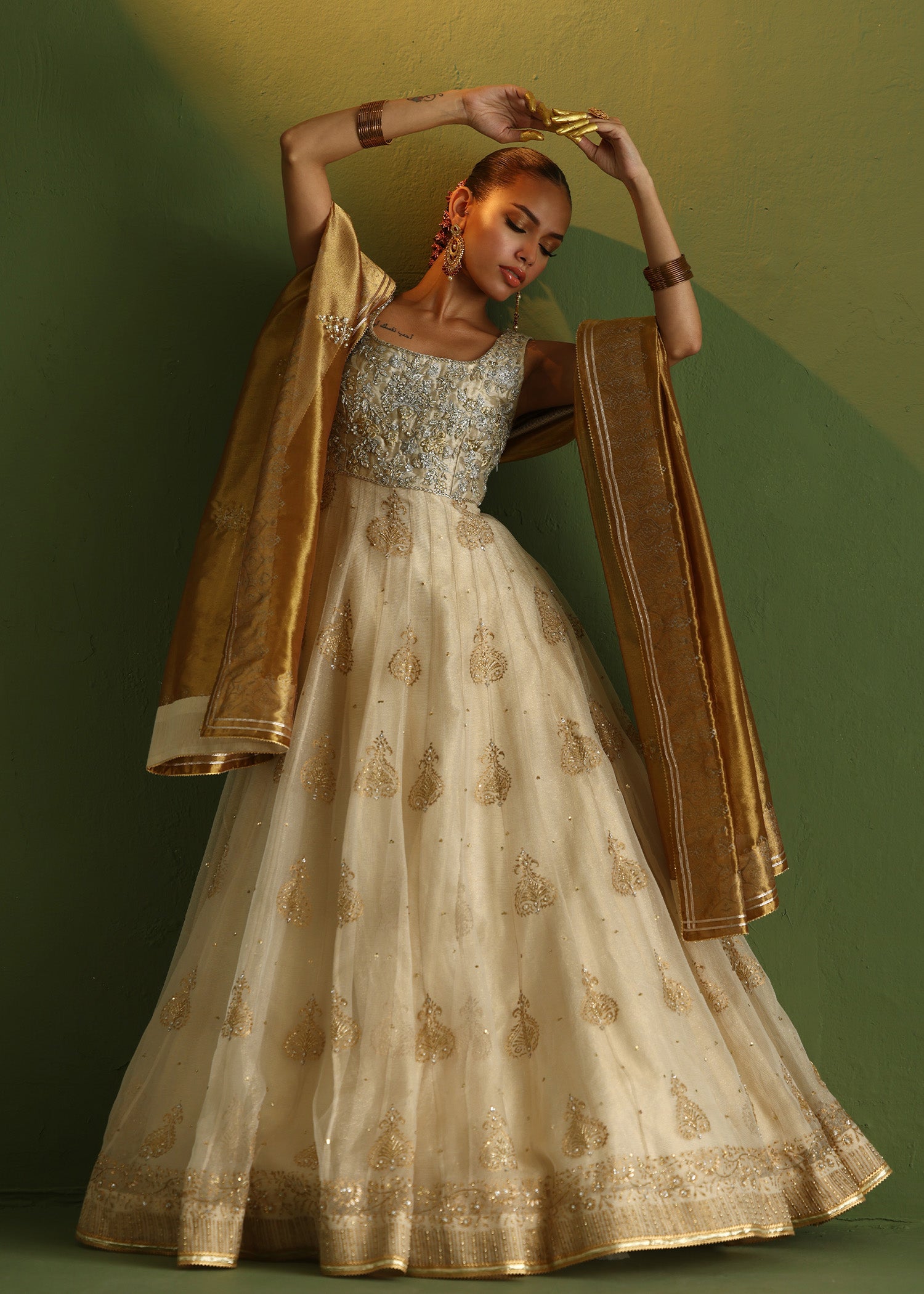 Off-White Embroidered Pure French Lama Gown (2-Piece) - Image 7