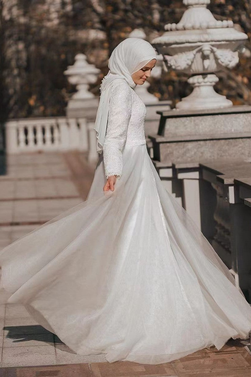 Ivory Lace A-Line Wedding Gown (1-Pc) - Image 4