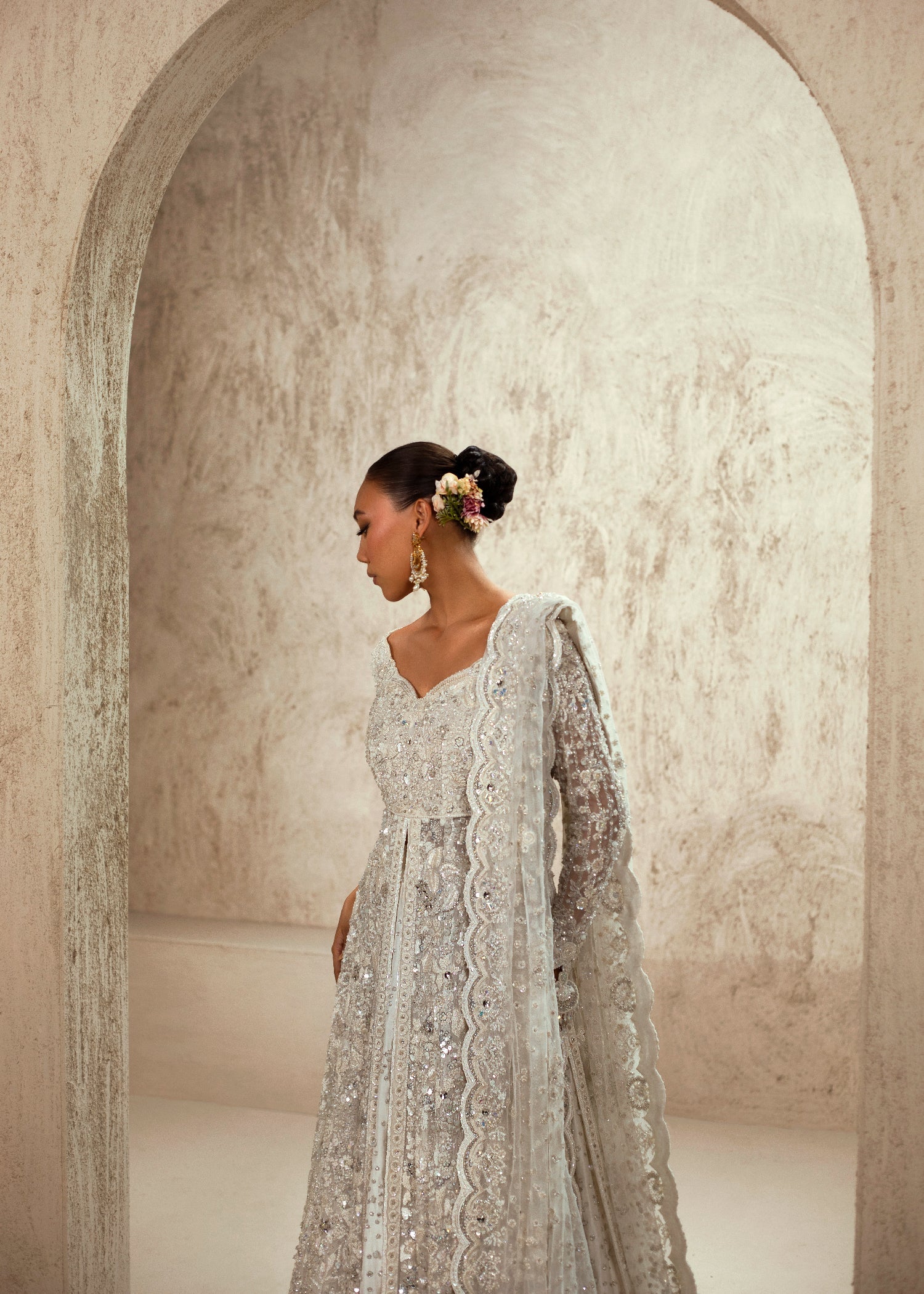 Ivory Embellished Net Organza Bridal Gown (2-Piece) - Image 3