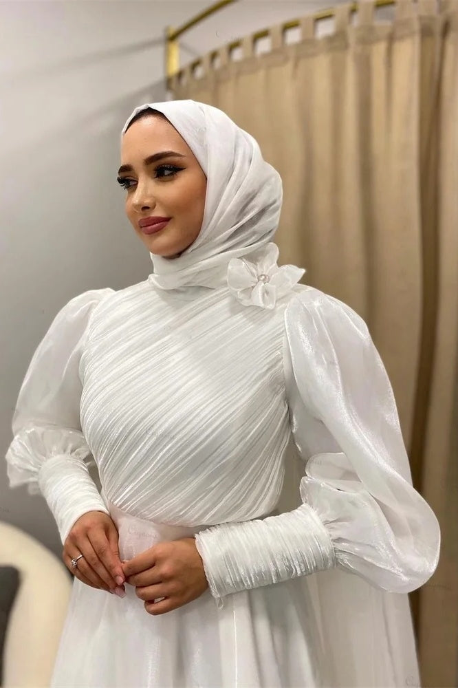 Pakistani Ivory Pleated Organza Lace A-Line Wedding Gown (1-Pc) - Image 2