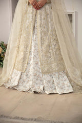 Pakistani Ivory Gold Embroidered Organza Bridal Gown (2-Piece) - Image 3