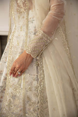 Pakistani Ivory Gold Embroidered Organza Bridal Gown (2-Piece) - Image 5