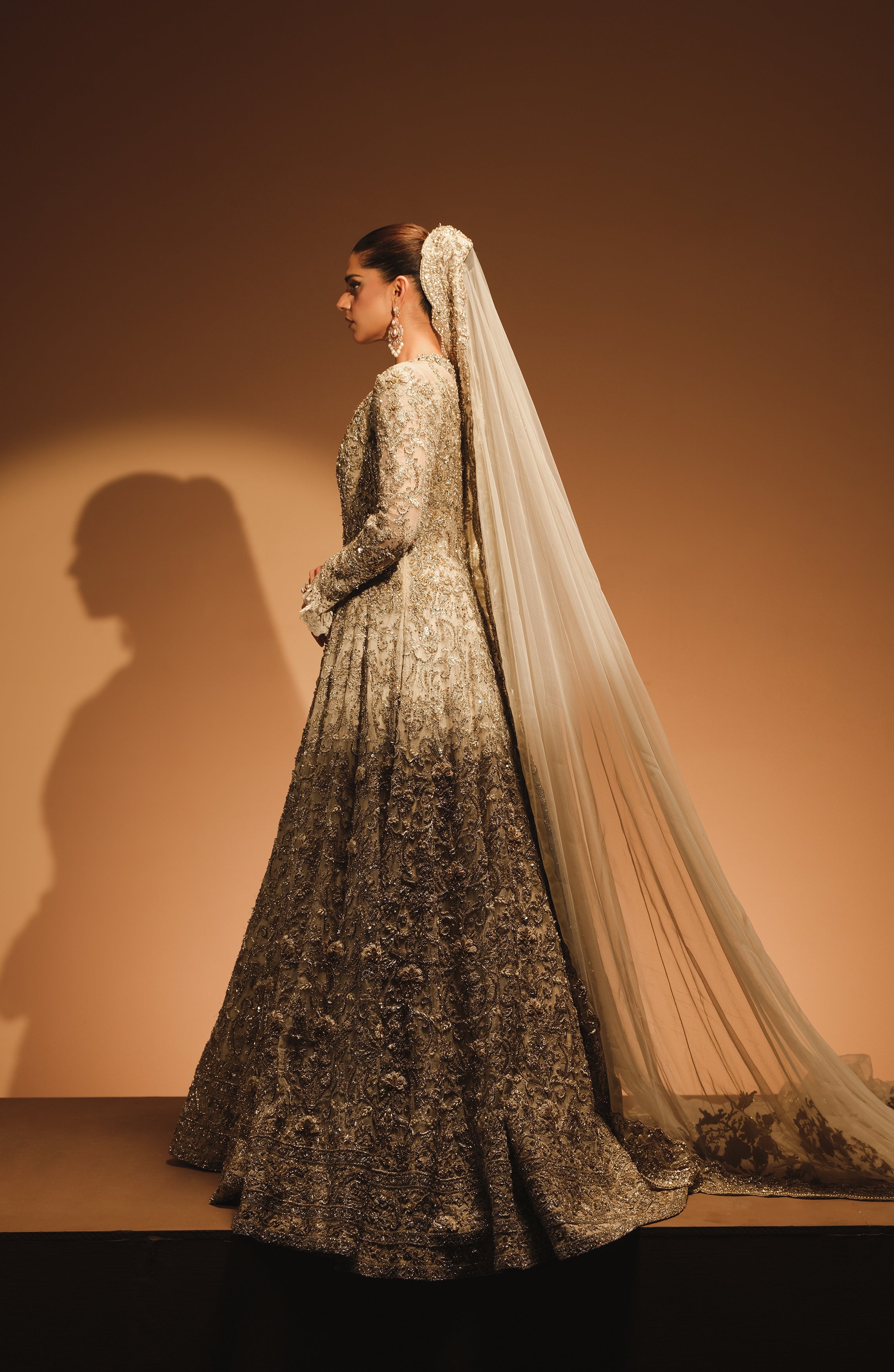 Pakistani Off-White Hand-Embellished Organza Bridal Gown (2-Piece) - Image 3