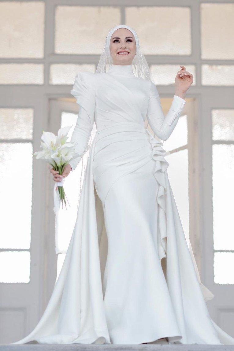 Pakistani Ivory Satin Mermaid Wedding Gown (1-Pc) - Image 2