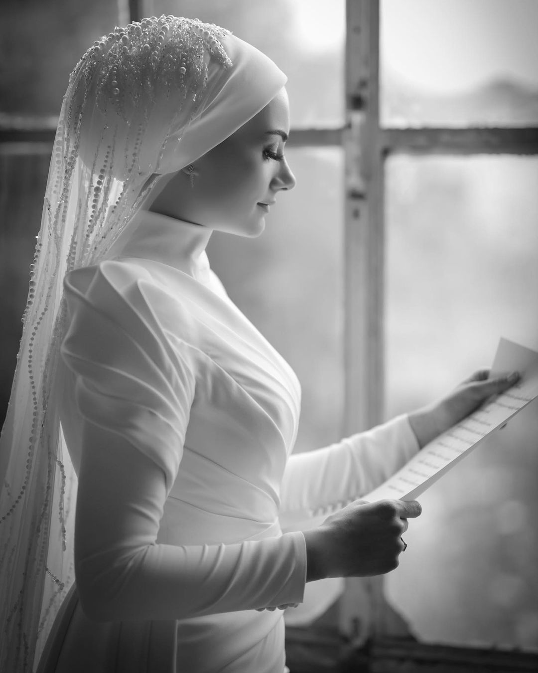 Pakistani Ivory Satin Mermaid Wedding Gown (1-Pc) - Image 4