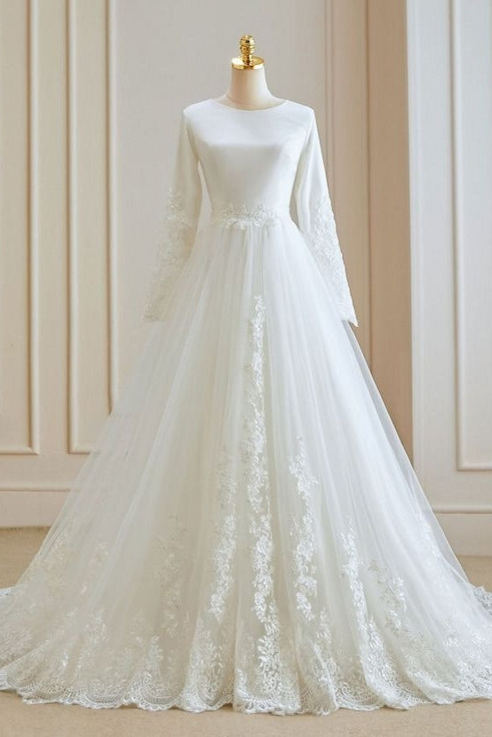 Ivory Lace Appliqué Tulle A-Line Wedding Gown (1-Pc) - Image 1