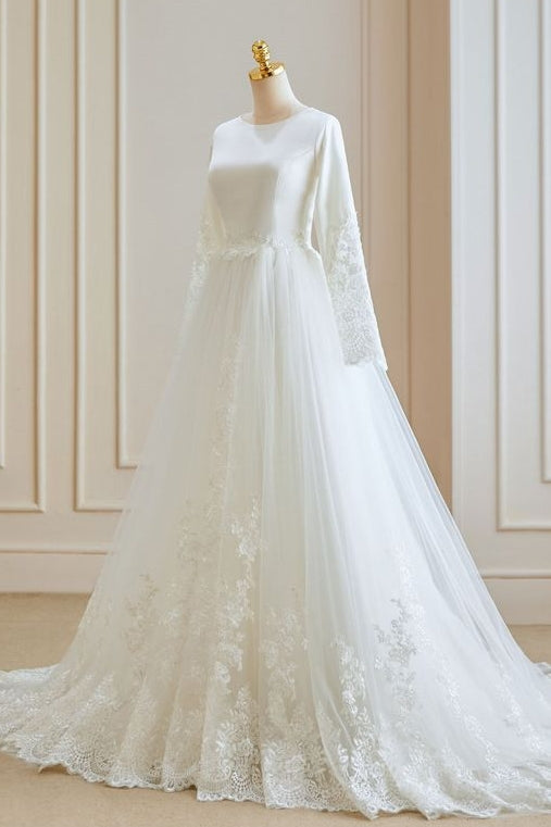 Ivory Lace Appliqué Tulle A-Line Wedding Gown (1-Pc) - Image 2