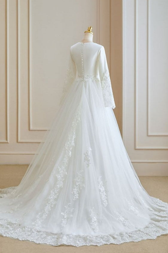 Ivory Lace Appliqué Tulle A-Line Wedding Gown (1-Pc) - Image 4