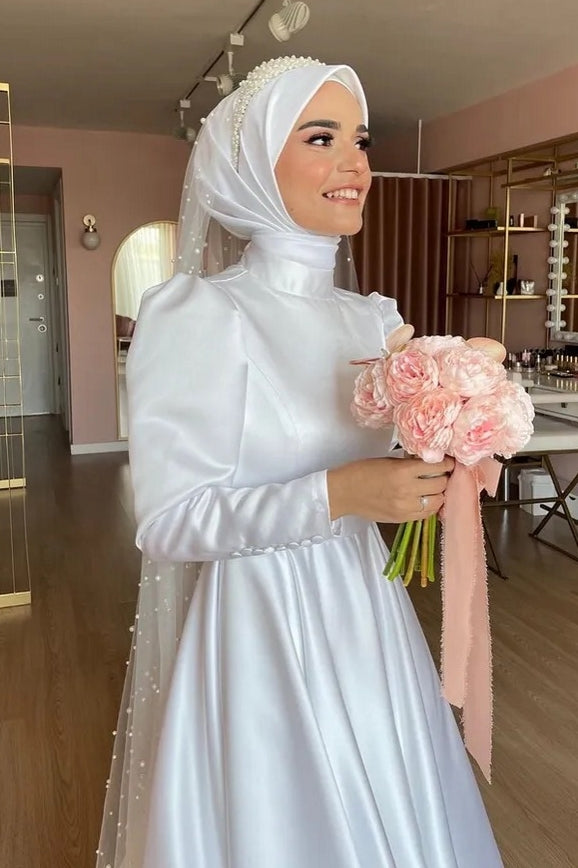 Pakistani Ivory Satin A-Line Bridal Gown (1-Pc) - Image 5