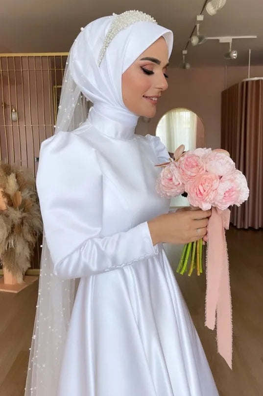 Pakistani Ivory Satin A-Line Bridal Gown (1-Pc) - Image 6