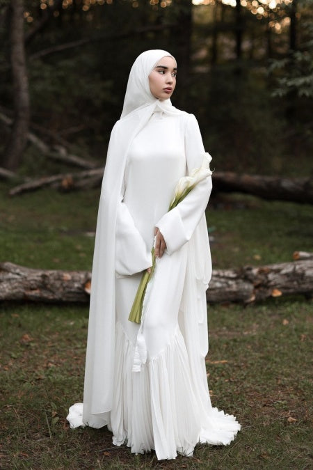 Pakistani Ivory Pleated Satin Mermaid Wedding Gown (2-Piece) - Image 3