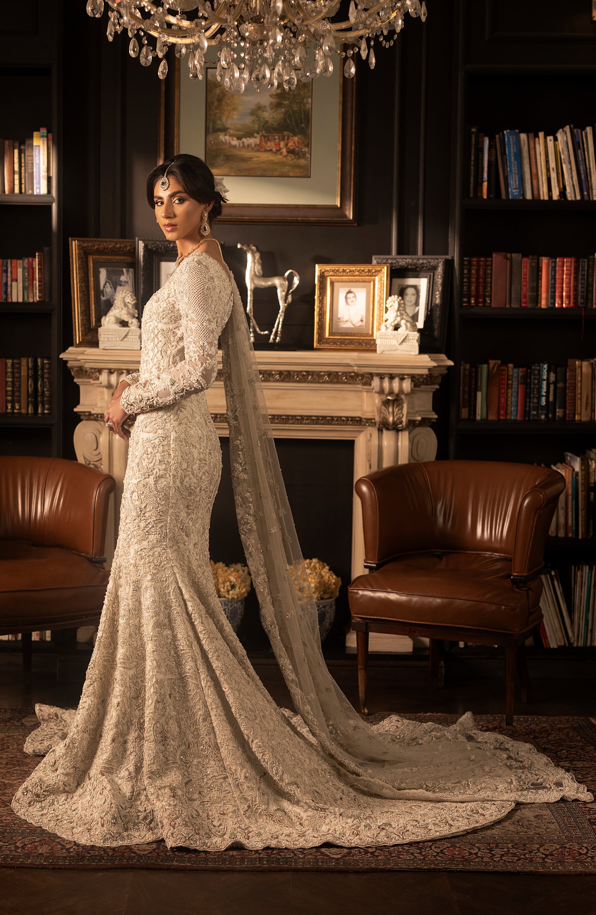 Pakistani Ivory Embellished Silk-Net Mermaid Bridal Gown (2-Piece) - Image 5