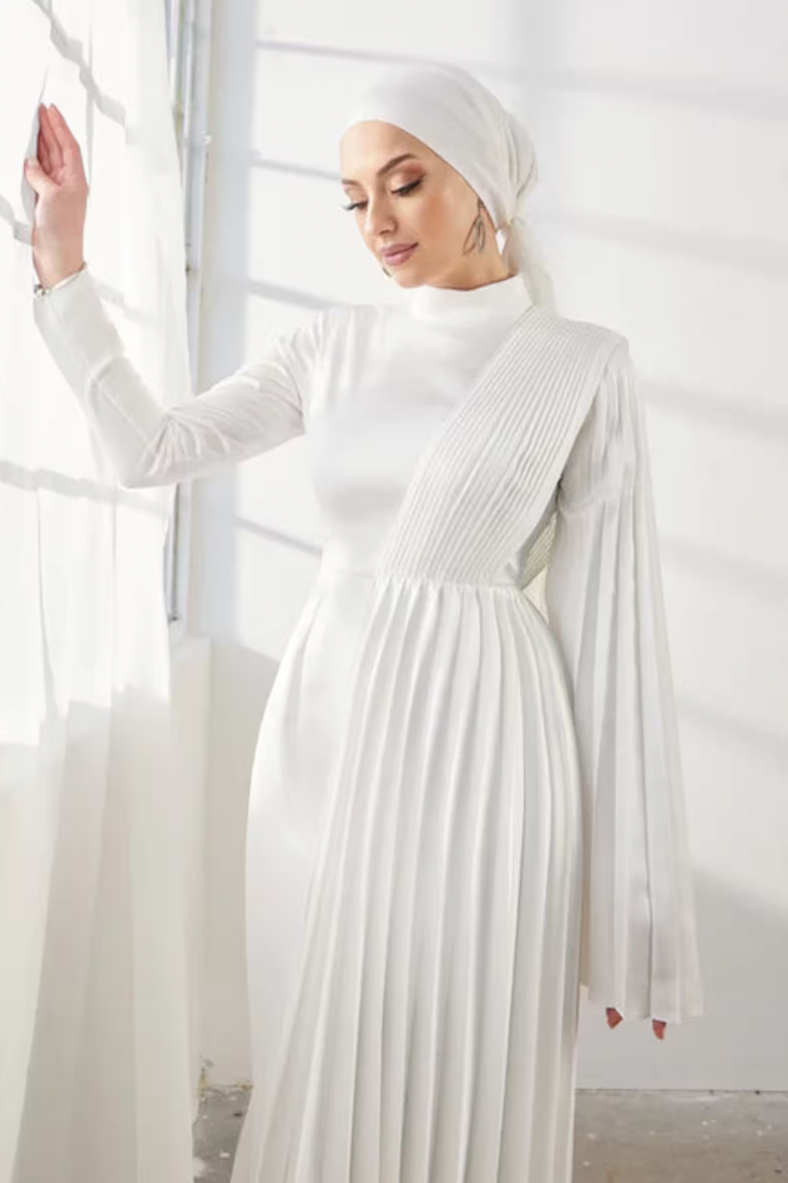 Ivory Pleated Tulle A-Line Wedding Gown (1-Pc) - Image 4