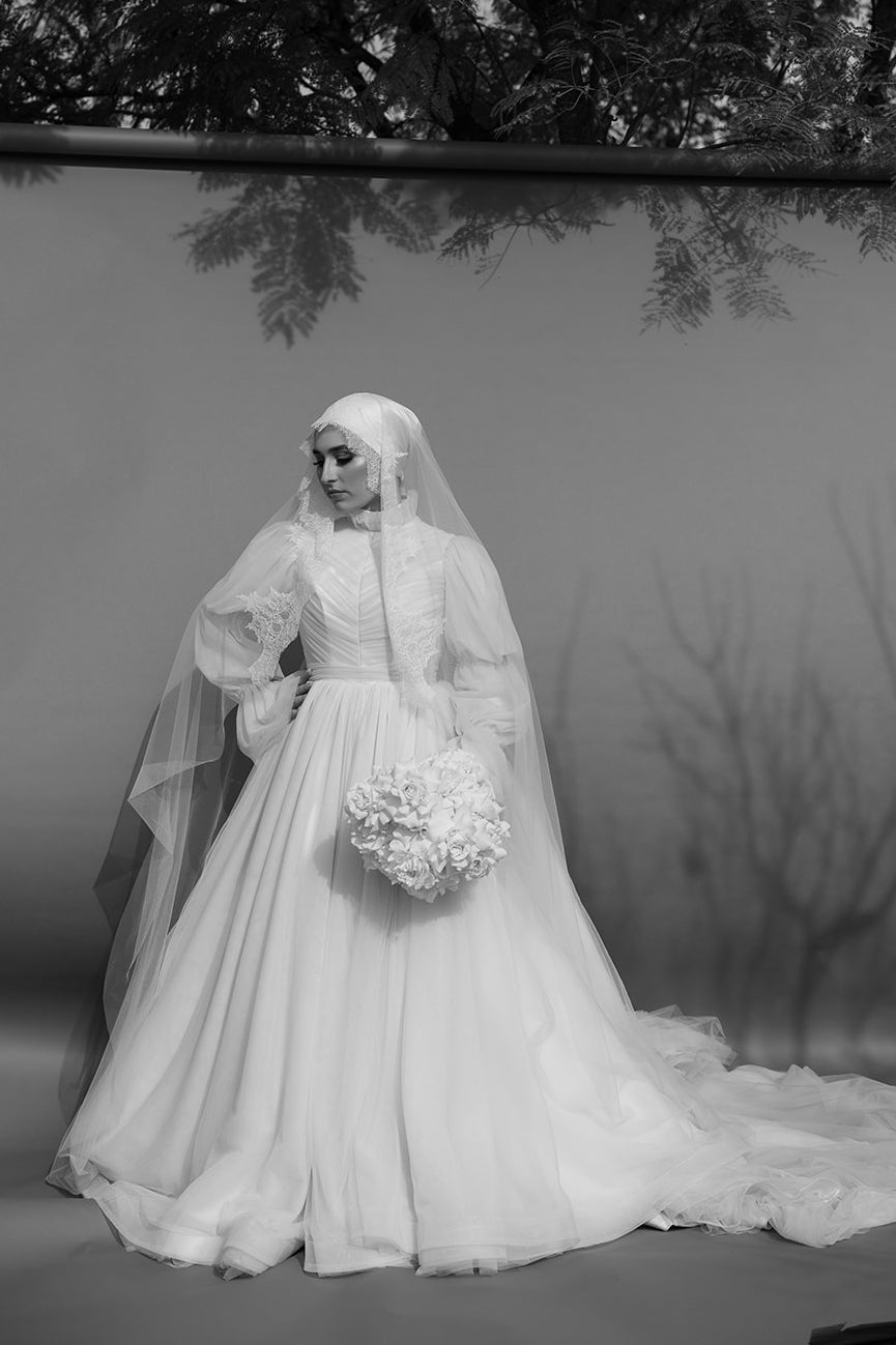 Pakistani Ivory Lace-Trim Tulle Ball Gown (2-Piece) - Image 5