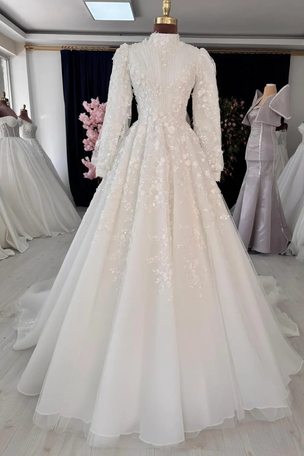 Ivory 3D Lace Tulle Organza Bridal Gown (1-Pc) - Image 4