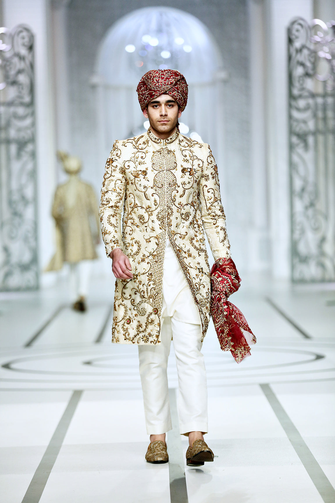 Ivory Gold Embroidered Banarsi Silk Sherwani (4-Piece) - Image 4