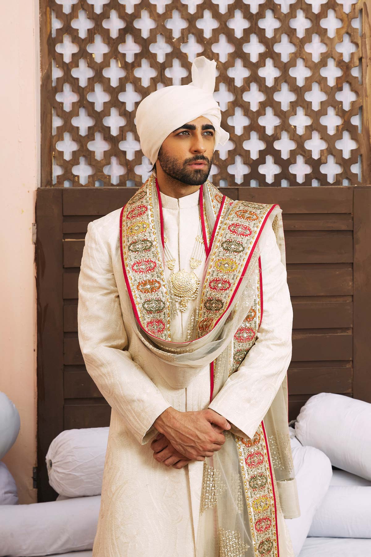 Artic Wolf Paisley Self-Embroidered Blended Sherwani (3-Piece) - Image 3