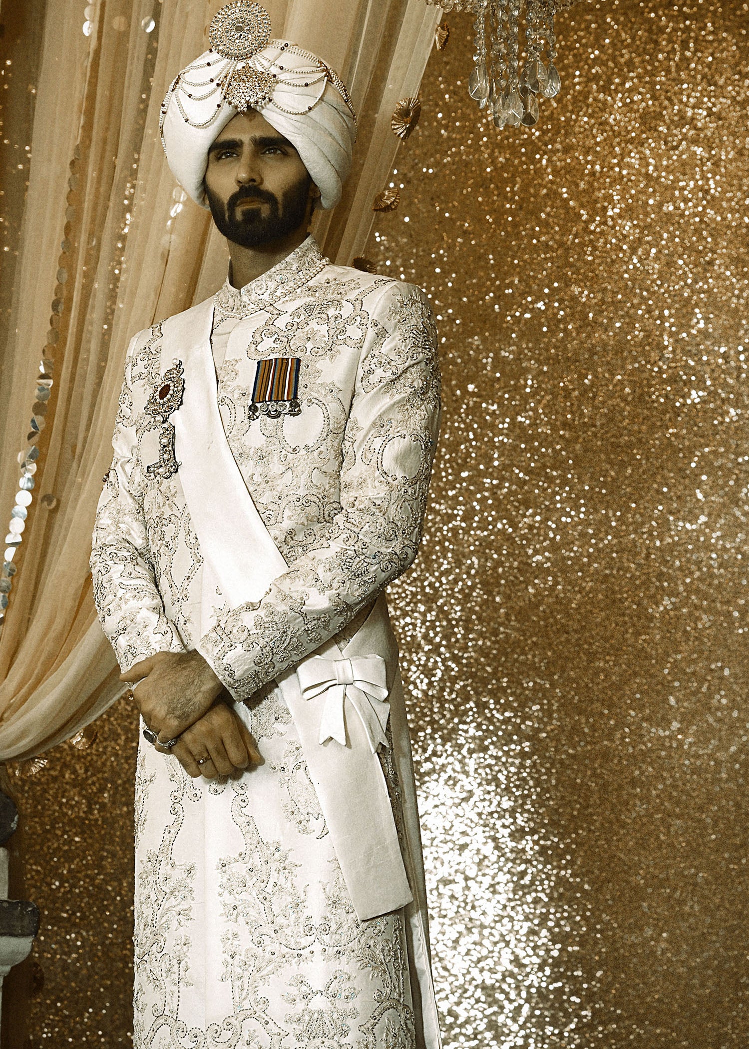 Crème White Gold Embroidered Jamawar Sherwani (3-Piece) - Image 1