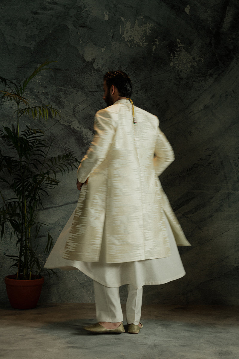Ivory White Chevron Embroidered Jamawar Sherwani (3-Piece) - Image 7