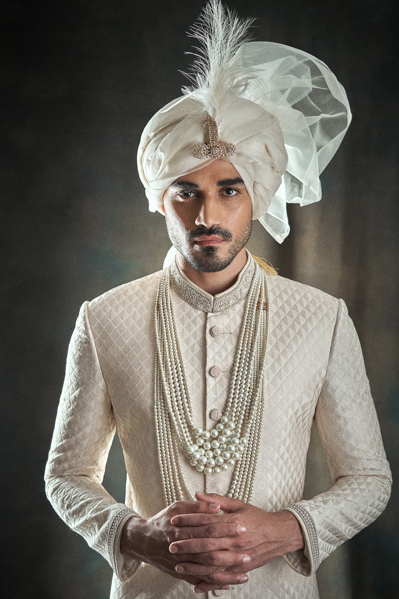 Ivory Quilted Jacquard Groom Sherwani (3-Piece) - Image 2