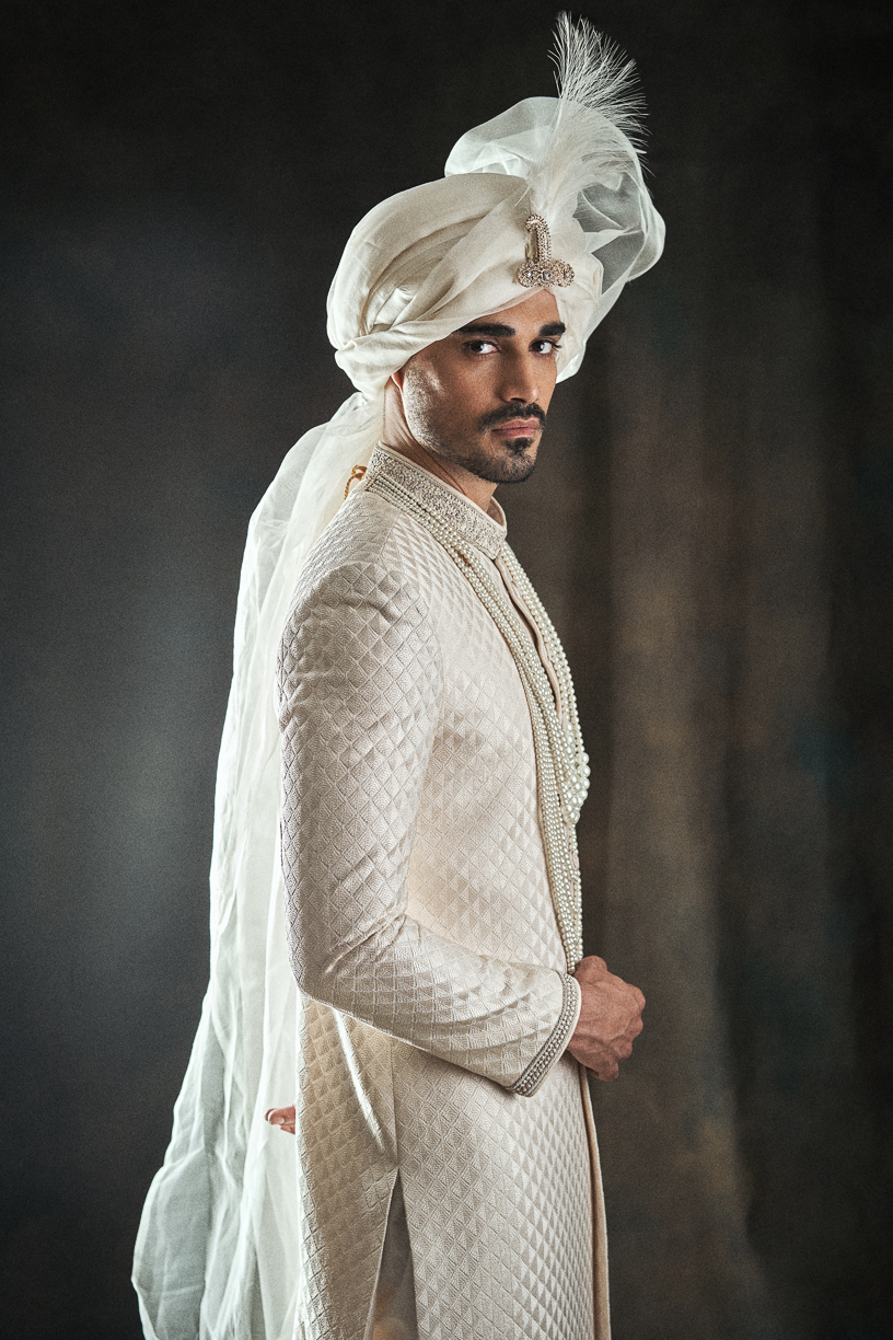Ivory Quilted Jacquard Groom Sherwani (3-Piece) - Image 5