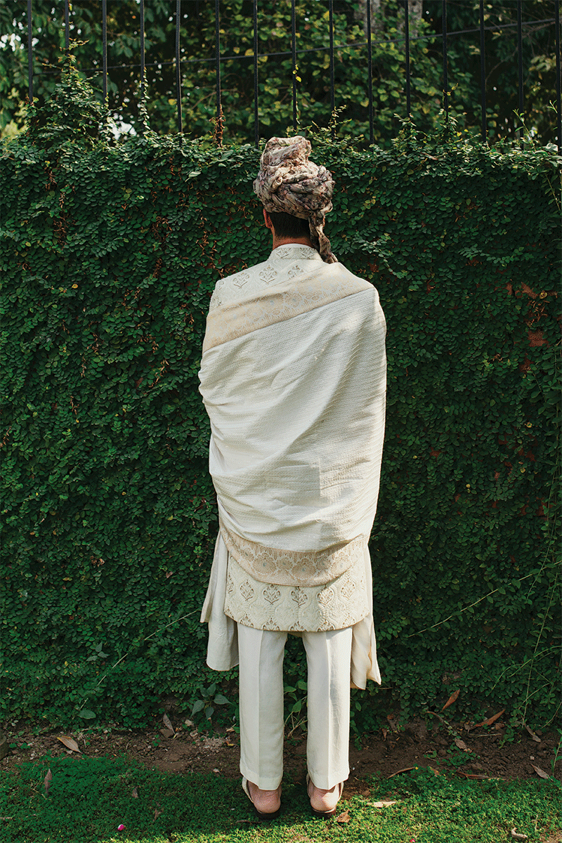 Ivory White Hand Embroidered Self-Damask Sherwani (3-Piece) - Image 4