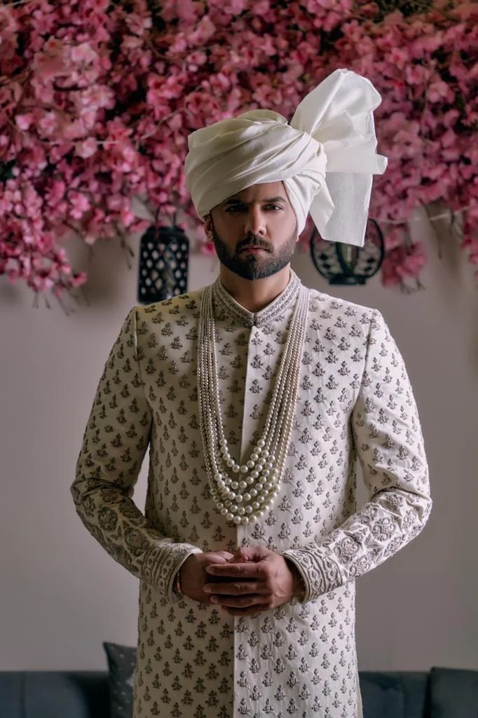 Off-White Embroidered Silk-Blend Sherwani (2-Piece) - Image 2