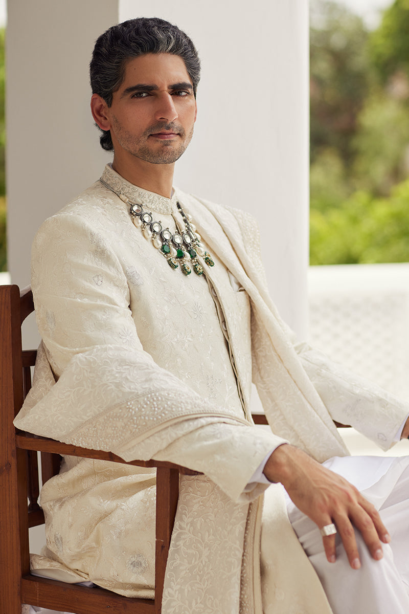 Ivory Tilla Embroidered Silk Jamawar Sherwani (3-Piece) - Image 4
