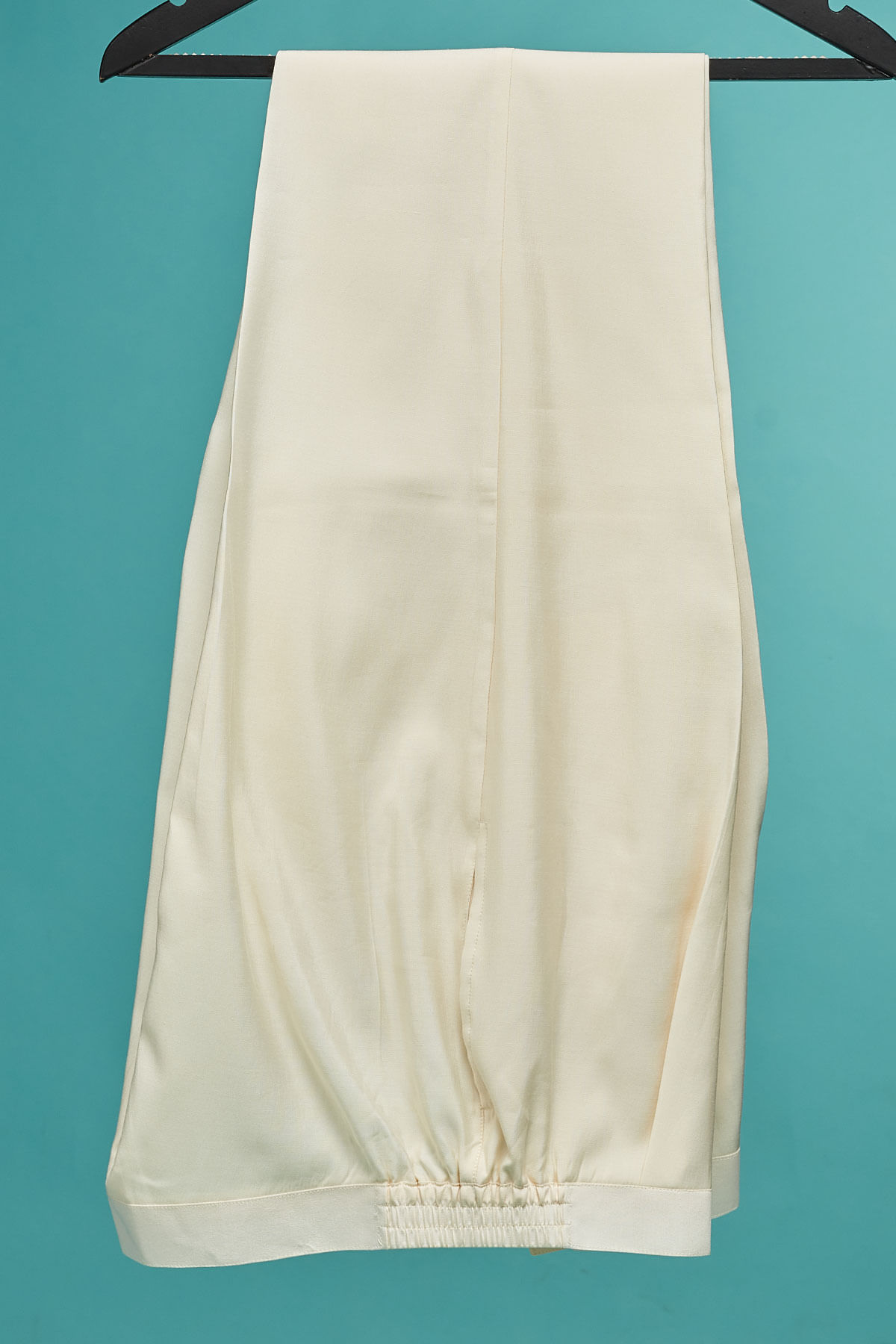 Off White Resham & Sequin Silk Sherwani (3-Piece) - Image 6