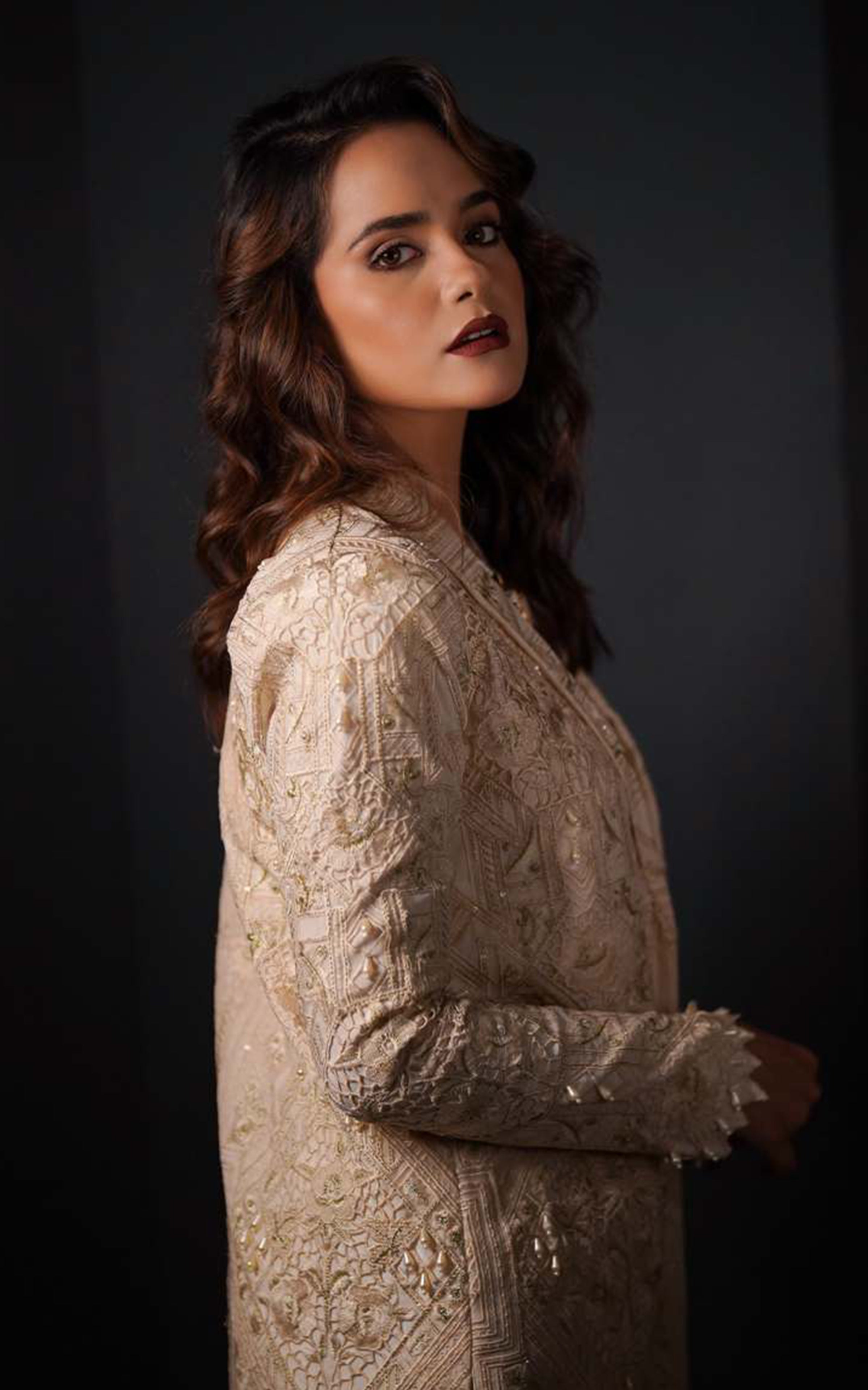 Pakistani Ivory Embroidered Organza Jacket Set (3-Piece) - Image 3