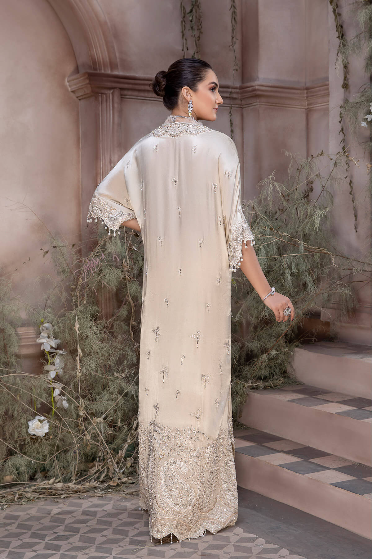 Ivory Embroidered Shamoze Silk Kaftan (2-Piece) - Image 5