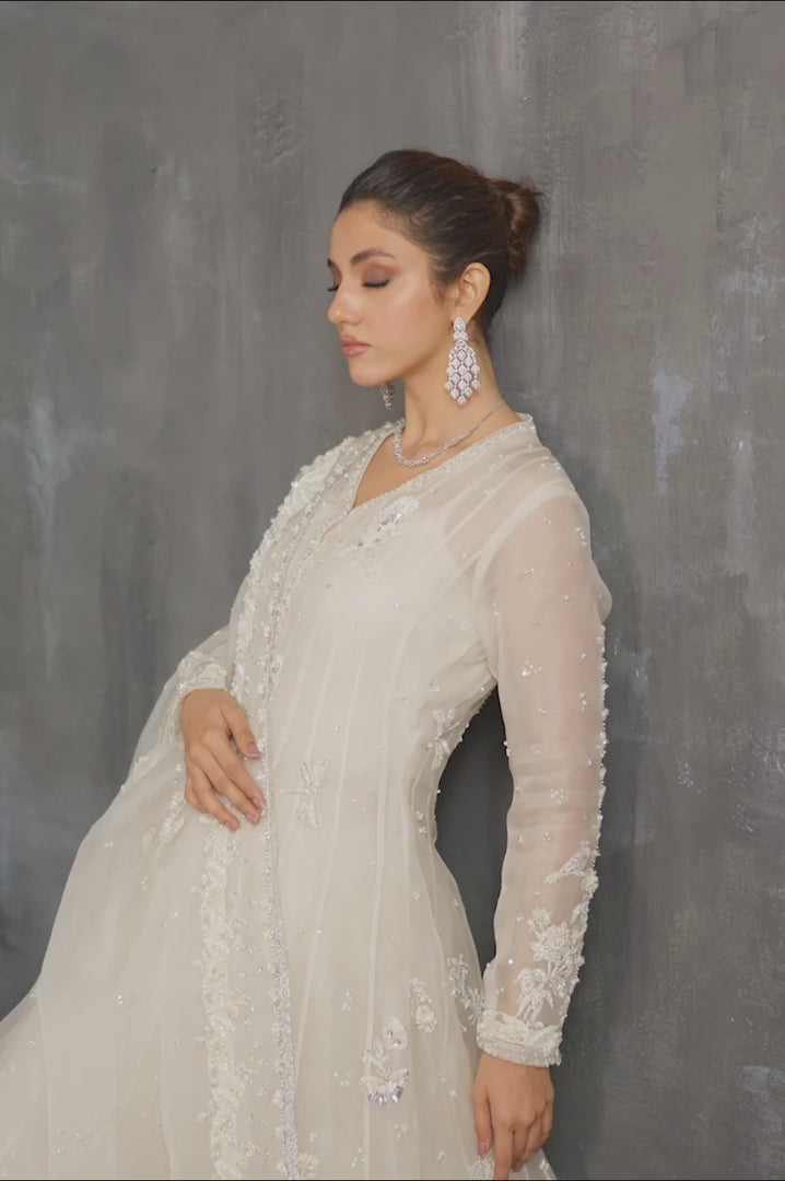 Pakistani Off-White Zardozi Organza Kalidaar Dress (3-Piece) - Image 7